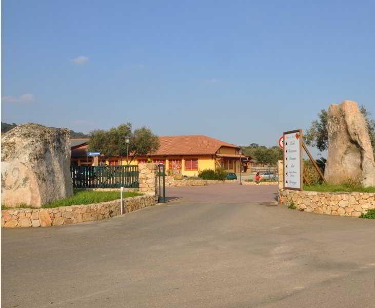 גוספיני Sa Rocca Sport E Resort מראה חיצוני תמונה